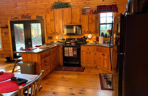 Murphy Cabin | True Log Home In The Mountains