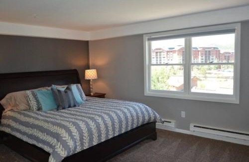 Steamboat Springs Apartment | True Ski-in Ski-Out Luxury 3bd with huge views