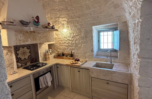 Noci Villa | Trulli of the Hawk