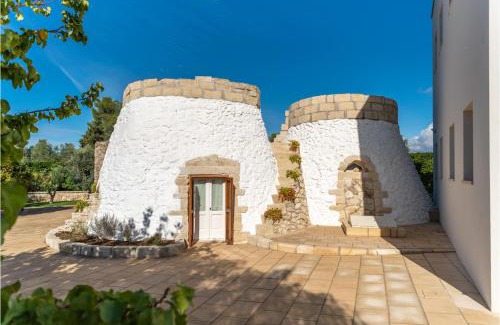 Castrignano de' Greci Apartment | Trullo Meraviglia With Garden And Pool - Happy Rentals
