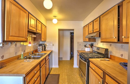 Sheridan House | Truly Panoramic Mountain View Full House Retreat