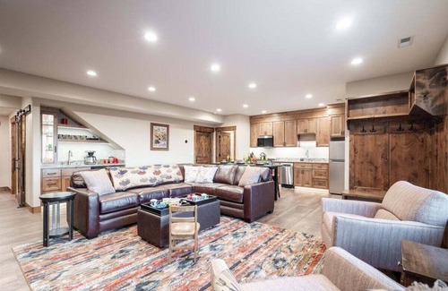 Island Park House | Trumpeter Swan Terrace-3 BR/2BA-BBQ-Firepit-Lakeview-20m 2 YNP-Great Views-Secluded-Bunk Beds