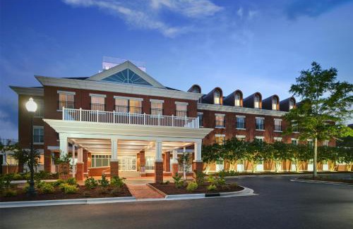 New Bern Hotel | Tryon Riverfront Inn New Bern, Tapestry Collection By Hilton