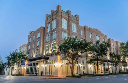 Historic Downtown Savannah Hotel | TRYP by Wyndham Savannah