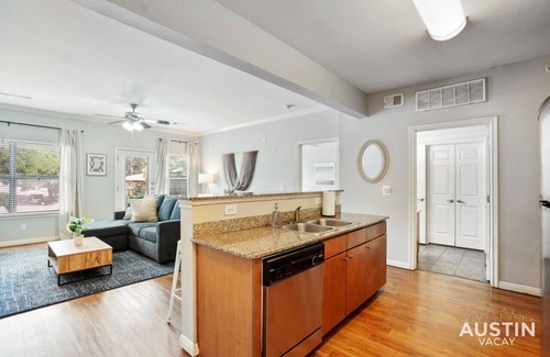 West Campus Apartment | TSC #300 xxxxxxxxxxx