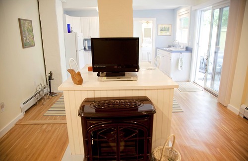 Bar Harbor House | Tucked Away Right In The Center Of It All, Private, Pristine, Adorable.