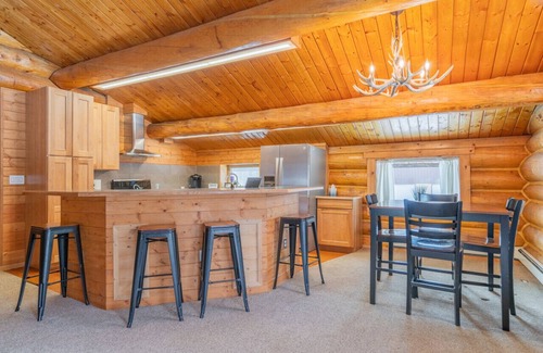 College House | Tucked Away Timbers