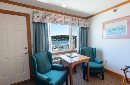 Boothbay Harbor Hotel | Tugboat Inn