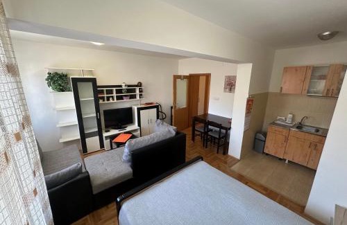 Sombor Apartment | Tulipan