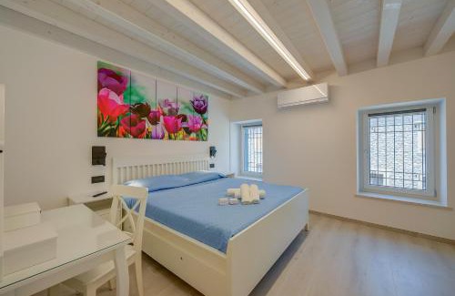 Salionze Apartment | Tulipano Apt - Palazzo Palermo 1817 - Happy Rentals