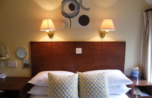 Ottery St Mary Hotel | Tumbling Weir Hotel