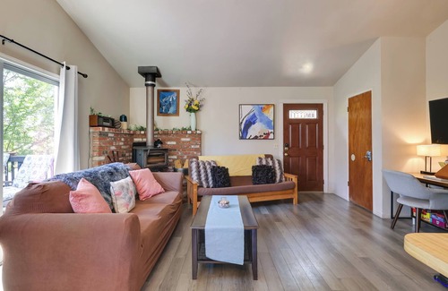 Tuolumne House | Tuolumne Vacation Rental ~ 45 Mi to Yosemite
