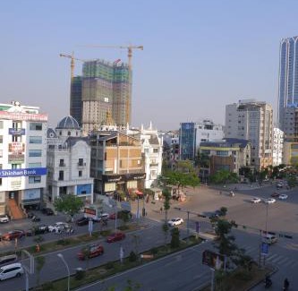 Ngo Quyen Hotel | Tuong Vi 2