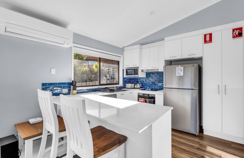 Tura Beach Cabin | Tura Beach Getaway on Telopea