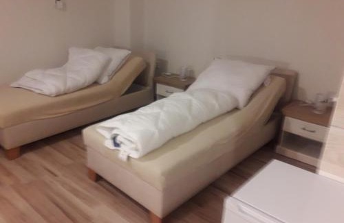 Divin House | Turistická ubytovňa Hotel Divin