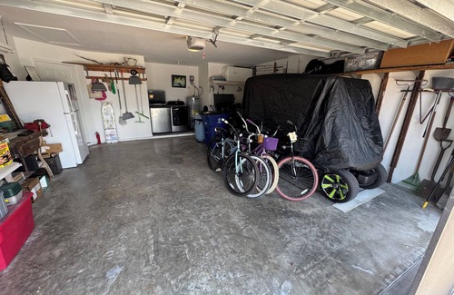 Saint James City House | Turn Key Island Getaway. Pine Island. 3/2. Dock-BoatLift.nFish,Golf,Boating