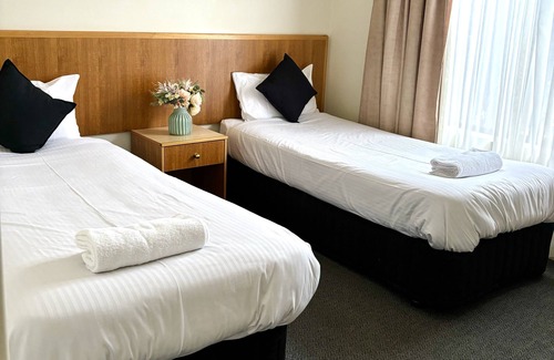 Orange Hotel | Turners Vineyard