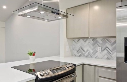Twin Falls Condo | TURNKEY EXECUTIVE CONDO - FOR LEASE 1-12 months 2,600 mo.
