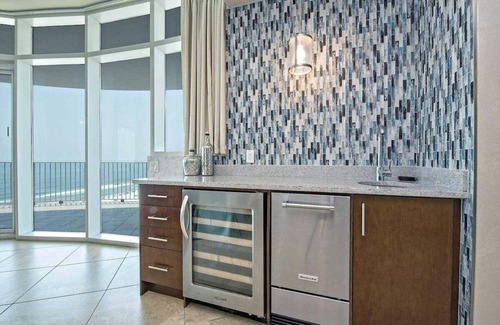 Orange Beach Condo | Turquoise Place C0809 4 bedroom 4.5 bath corner Unit with Private Hot tub by Prickett Properties