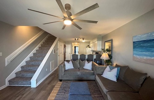 Surf City House | Turtle Cove 134 - Community Pool and Private Beach Access in Surf City, NC