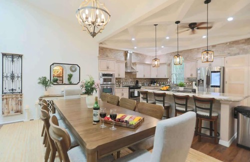 Dunedin House | Tuscan Breeze Pool, Beach, Games, Dog Park, Movies