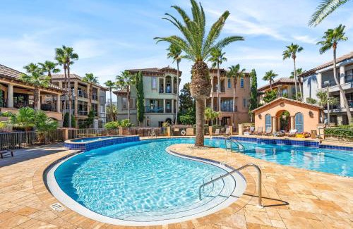 St. Tropez House | Tuscan Charm
