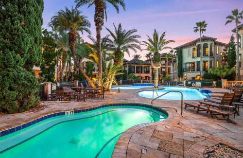 St. Tropez House | Tuscan Charm