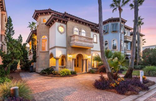 St. Tropez House | Tuscan Charm