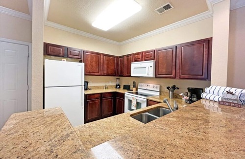 Historic Downtown Kissimmee Condo | Tuscan Dream - Premium Resort Condo