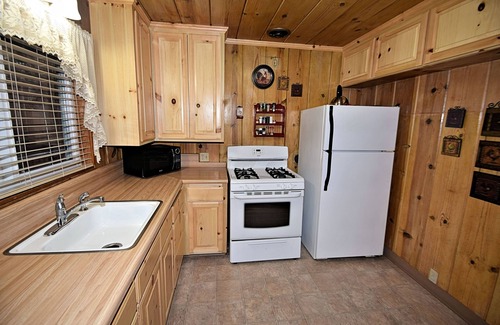 Twain Harte Cabin | Twain Harte Vacation Rentals - Lake Member, Free WIFI, HD TV, Walk To Town/Lake