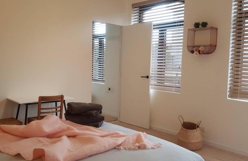 Belgian Westhoek Apartment | Tweepersoonskamer Lizette in Ieper!