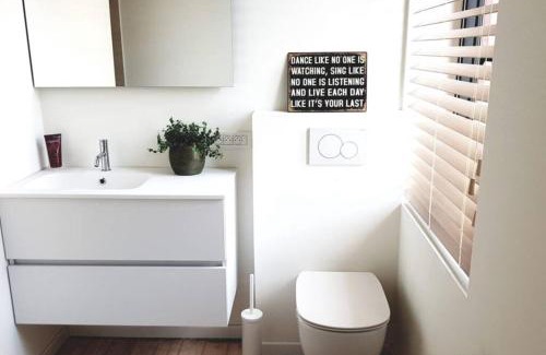 Belgian Westhoek Apartment | Tweepersoonskamer Lizette in Ieper!
