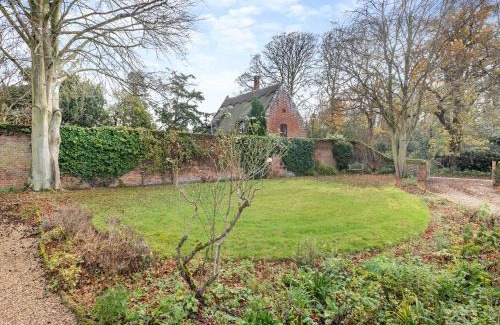 Trunch House | Twegan