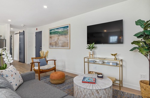 Ogunquit Apartment | Twenty Shore - 1 Surf Suite
