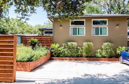 Paso Robles House | Twice is Nice-2BR/2BA Finely Finished Home in Downtown Paso Robles!