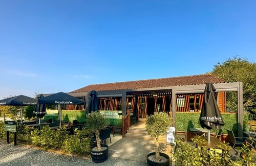 Raywell Ski Chalet | Twilight Spa (Pet Garden)