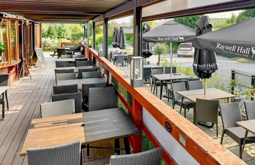 Raywell Ski Chalet | Twilight Spa (Pet Garden)