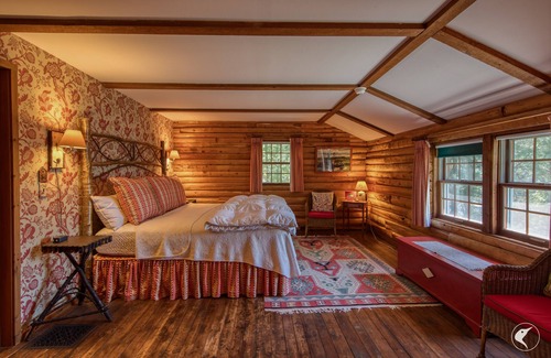 Saranac Lake Cabin | Twin Bay Camp- Stunning Seclusion on the Saranacs