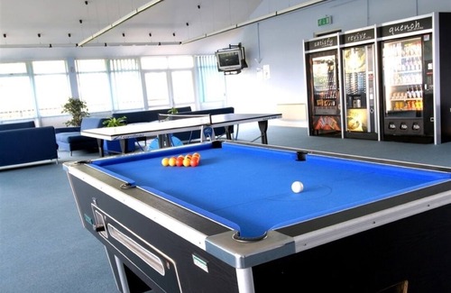Harrow Hotel | Twin Ensuite (Self-catering) at Harrow Hall University of Westminster London