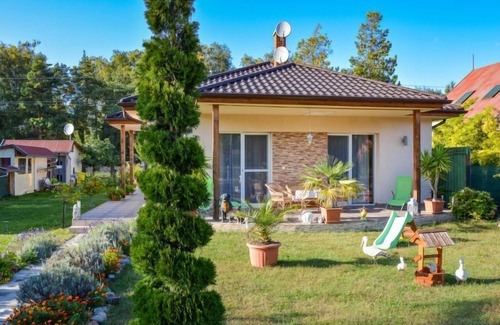 Balatonboglar Apartment | Twin front by Interhome