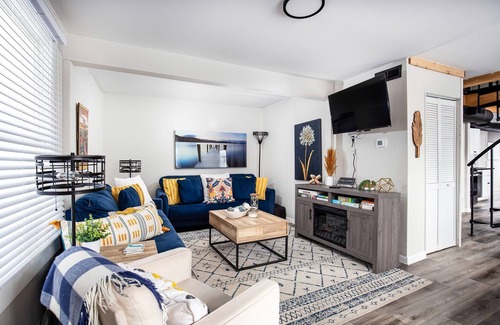 Michigan City House | Twin Houses | Beach | 30-Guests | HotTubs | GameRm