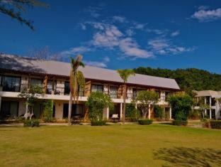 Ko Lanta Hotel | Twin Lotus Resort and Spa - SHA Plus - Adult Only "November - April"