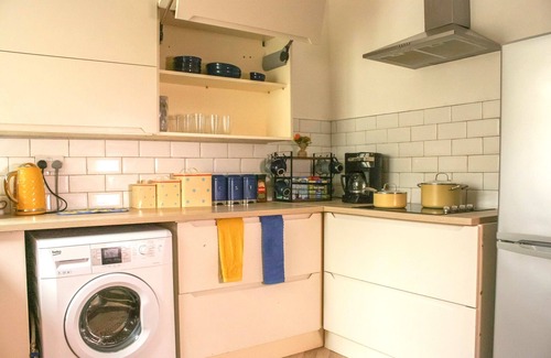 Hartlepool House | Twin-room with Wifi, close to local amenities