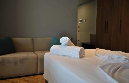 Shengjin Hotel | Twin Towers Hotel City & Beach Resort