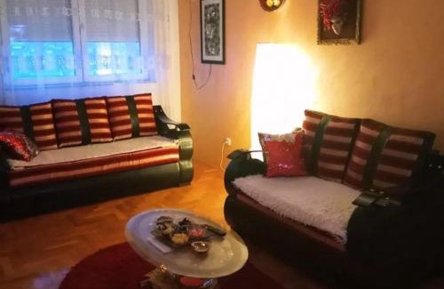Lazarevac Apartment | Twins