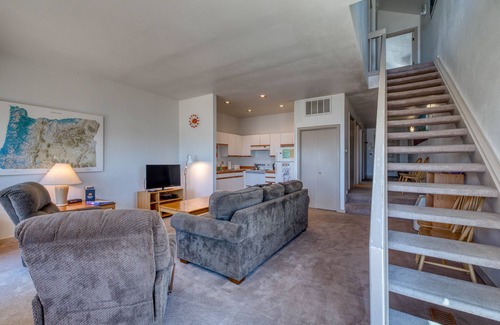 Bandon Condo | Two adjacent near beach condos w/gorgeous ocean views - dogs are OK