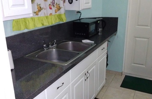 Stapledon Gardens Apartment | Two Bedroom Apartment.