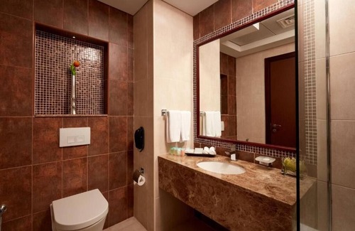 Dubai Sports City Apartment | Two Bedroom Apartment In Sports City By Luxury Bookings