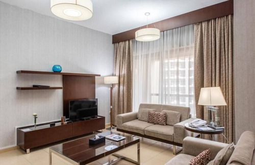 Dubai Marina Hotel | Two Bedroom Apartment In Jbr Sadaf Building Ae