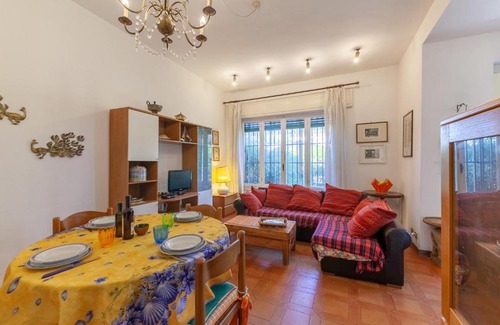 Tirrenia Apartment | Two-Bedroom Apartment In Tirrenia -Pi-